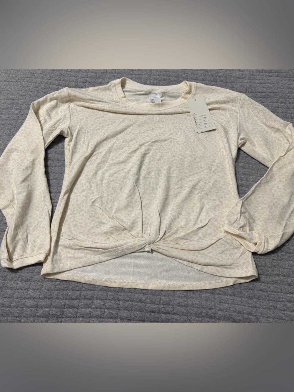 All in Motion Girls Animal Print Cream Cropped Front Knot Long Sleeve Crew Neck - Picture 1 of 10
